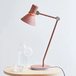 Anglepoise Type 80 lámpara de mesa, rosa