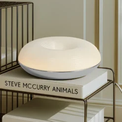 Aplicación de mesa/pared LED Lindby Fjora, blanco/cromo, Ø 30 cm, atenuable.