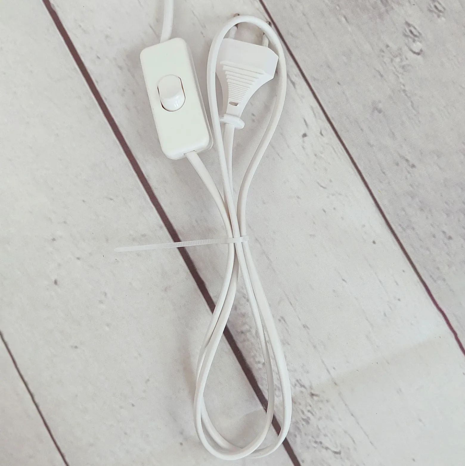 Aplique Animales del bosque brazo flexible y cable
