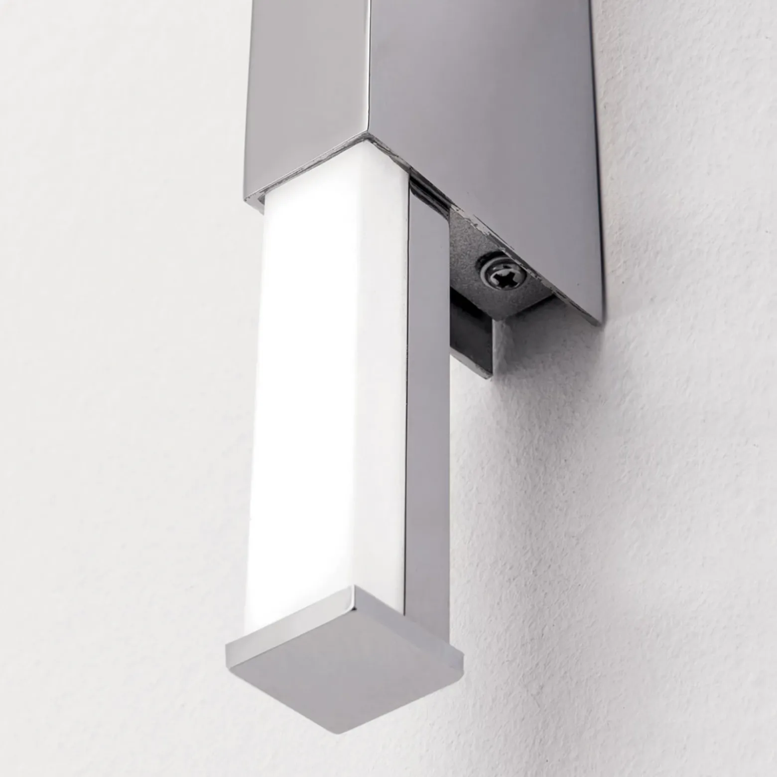 Aplique de baño estrecho Argo con LED, IP44 60,5cm
