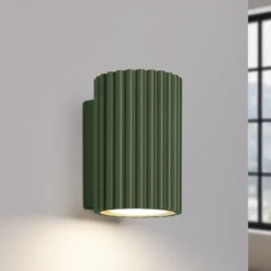 Aplique de pared ALORA, altura 10 cm, verde oliva, metal, 1 x GU10