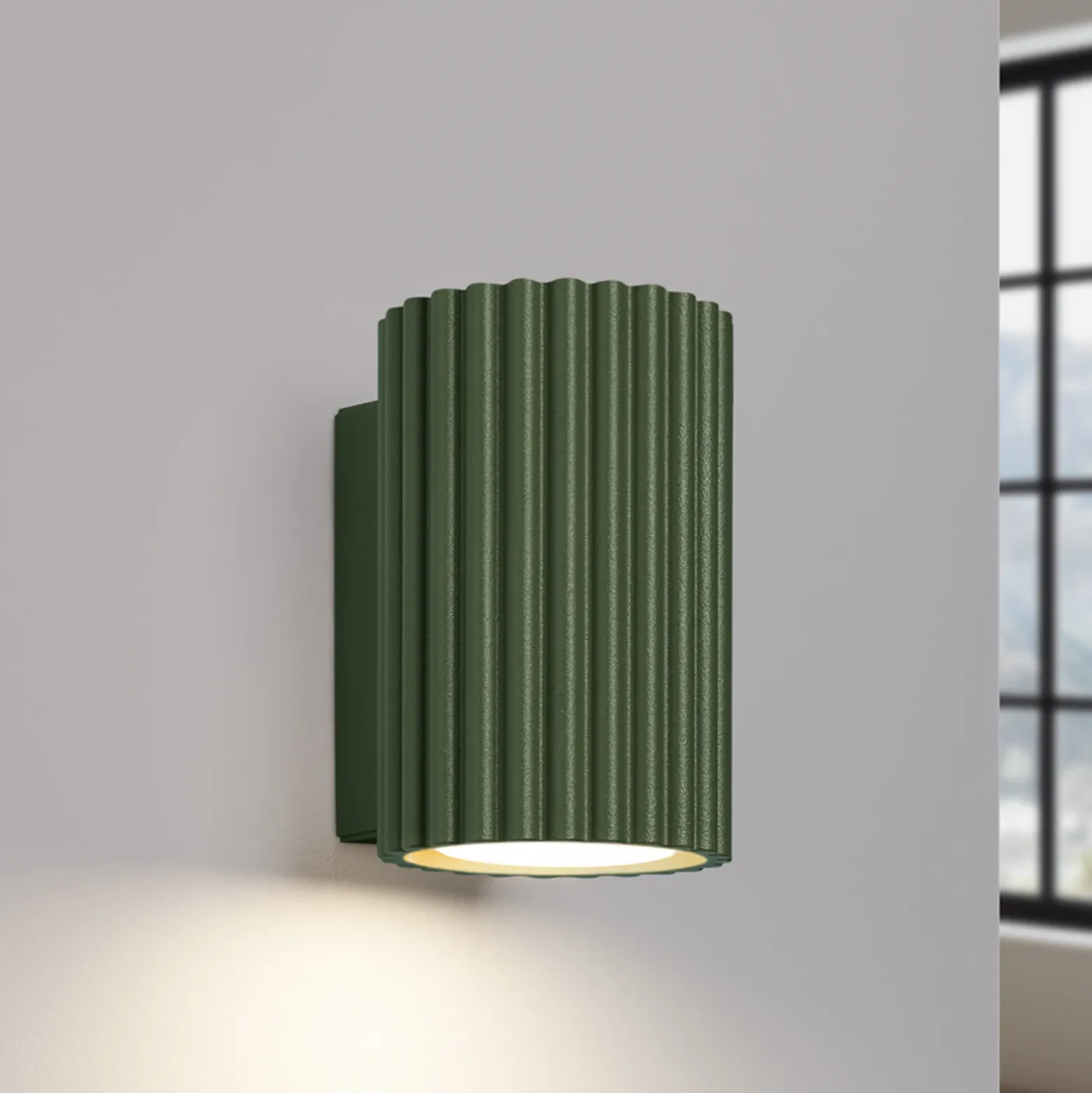 Aplique de pared ALORA, altura 10 cm, verde oliva, metal, 1 x GU10