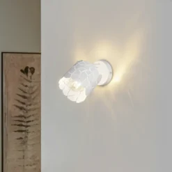 Aplique de pared Aralena de Lindby, blanco, 1 luz, metal, Ø 12 cm