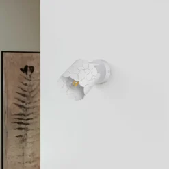 Aplique de pared Aralena de Lindby, blanco, 1 luz, metal, Ø 12 cm