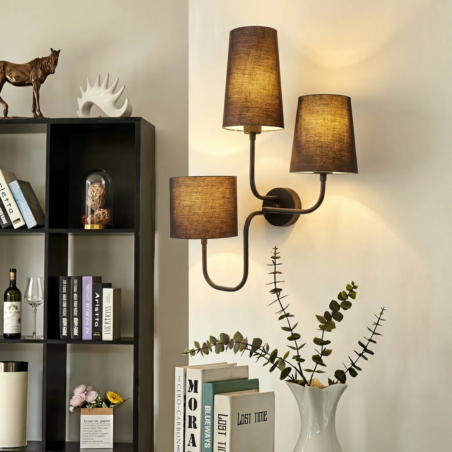 Aplique de pared Çatal, negro, altura 57 cm, 3 luces, tela, E27