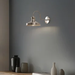 Aplique de pared Berceste, latón envejecido, metal, altura 23 cm, E27