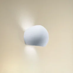 Aplique de pared Bullet con luz hacia arriba y hacia abajo, de cerámica blanca