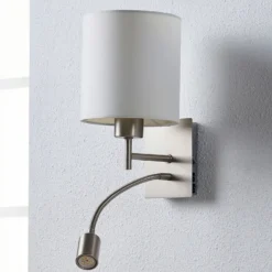 Aplique de pared Camilo de Lindby, color níquel, brazo de lectura LED, 28 cm