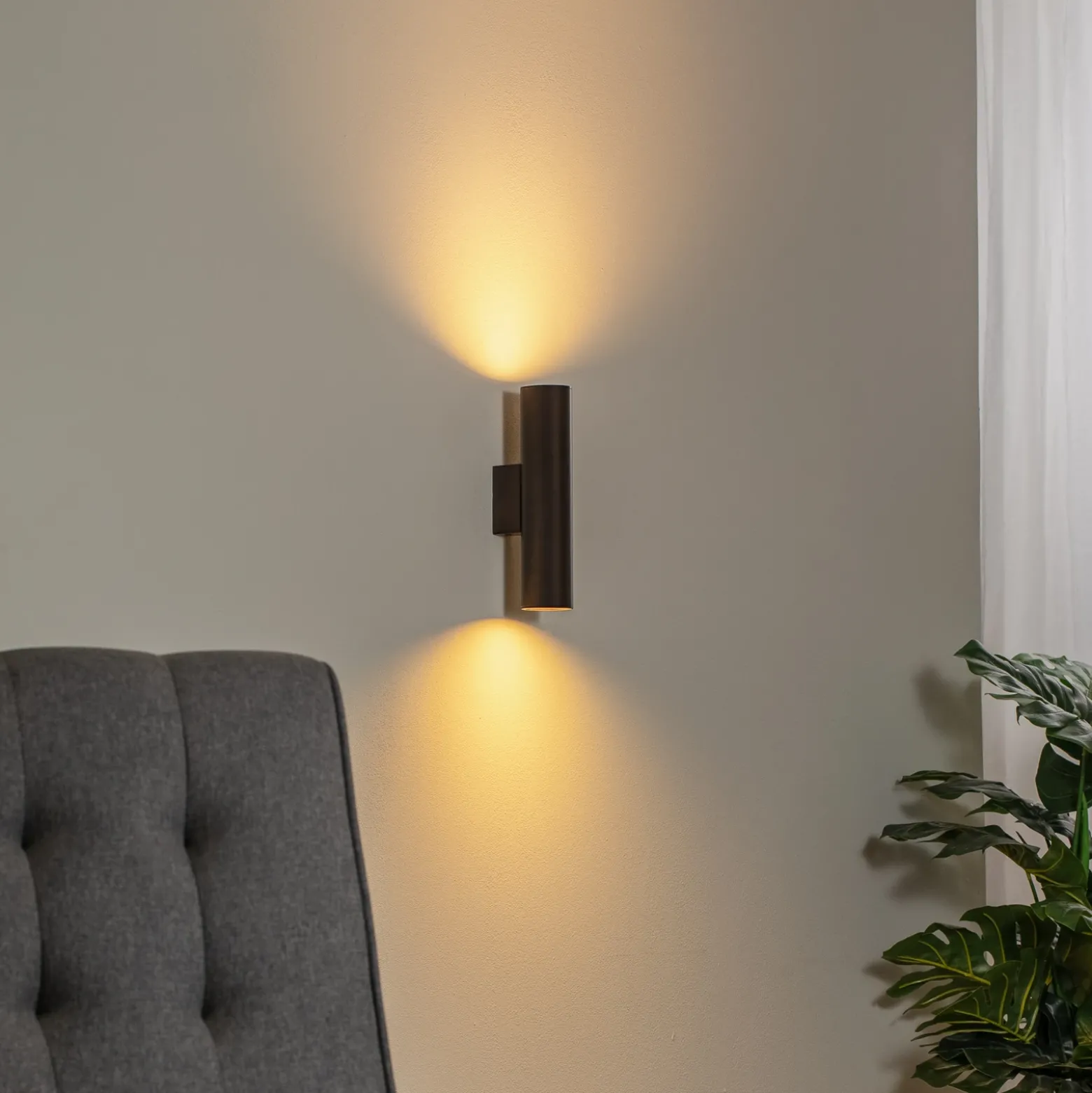 Aplique de pared Cerro, antracita, acero, Ø 6 cm, arriba/abajo