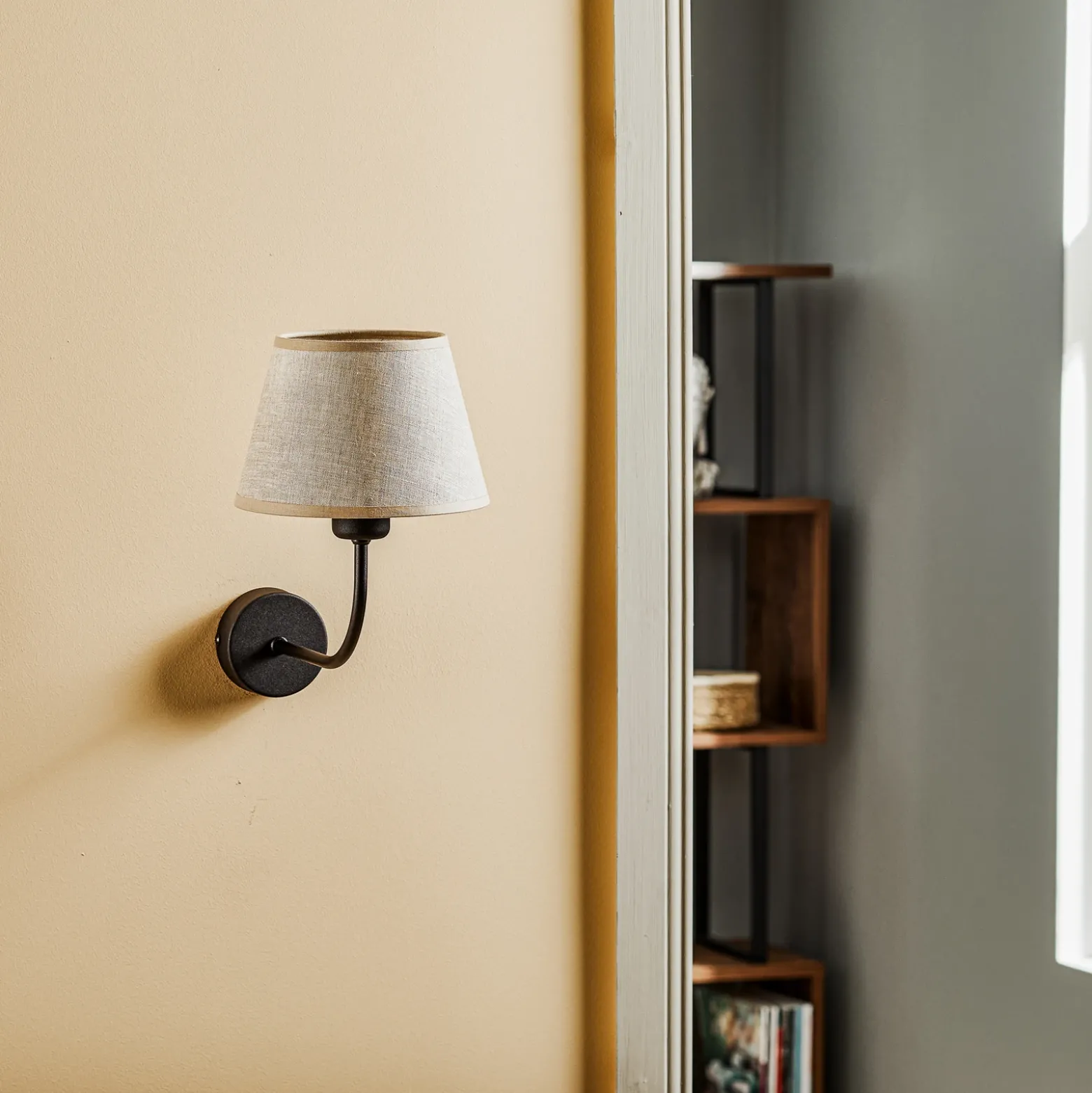 Aplique de pared Chicago con pantalla de lino