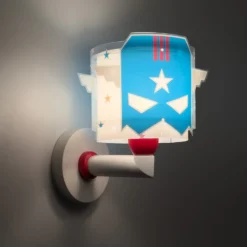 Aplique de pared con enchufe Dalber Blue Hero, blanco/azul