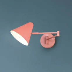 Aplique de pared Cosima, color albaricoque, saliente 54 cm, metal