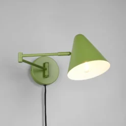Aplique de pared Cosima, verde, saliente 54 cm, metal