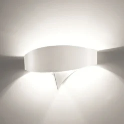 Aplique de pared de diseño blanco Scudo