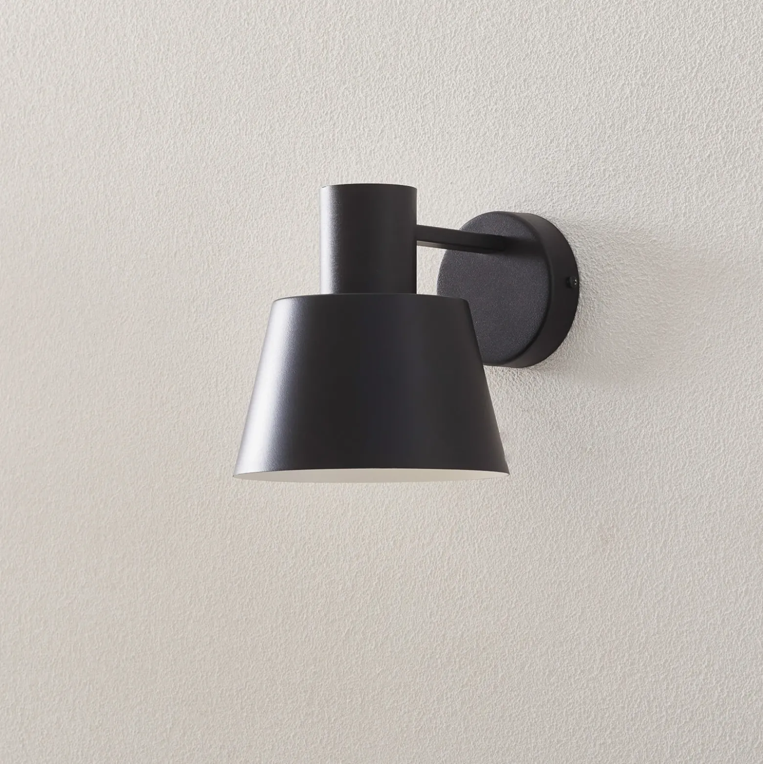 Aplique de pared Dunka de metal, 1 luz, negro