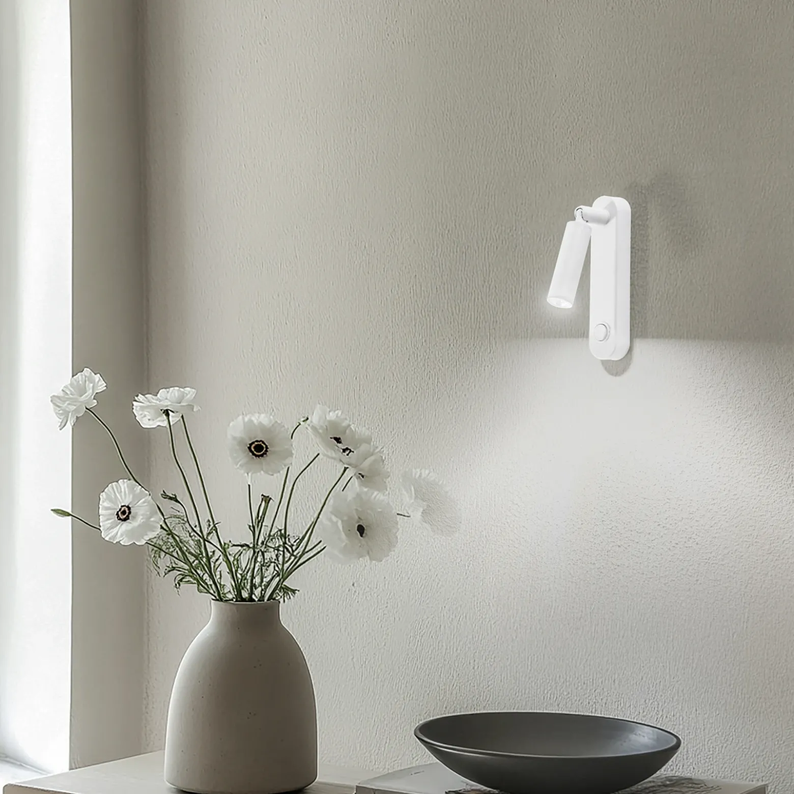 Aplique de pared Enzo Long, blanco, metal, 22 cm, regulable, G9
