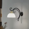 Aplique de pared Flora, una pantalla de cristal, negro/latón
