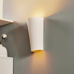 Aplique de pared «Ice up and down» de cerámica en color blanco