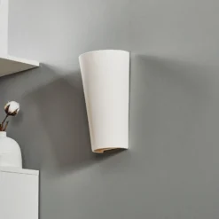 Aplique de pared «Ice up and down» de cerámica en color blanco