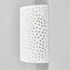 Aplique de pared Jiru de Lindby, altura 23 cm, blanco, semicircular, yeso