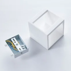 Aplique de pared Kay de Lindby, blanco, yeso, juego de 2 unidades