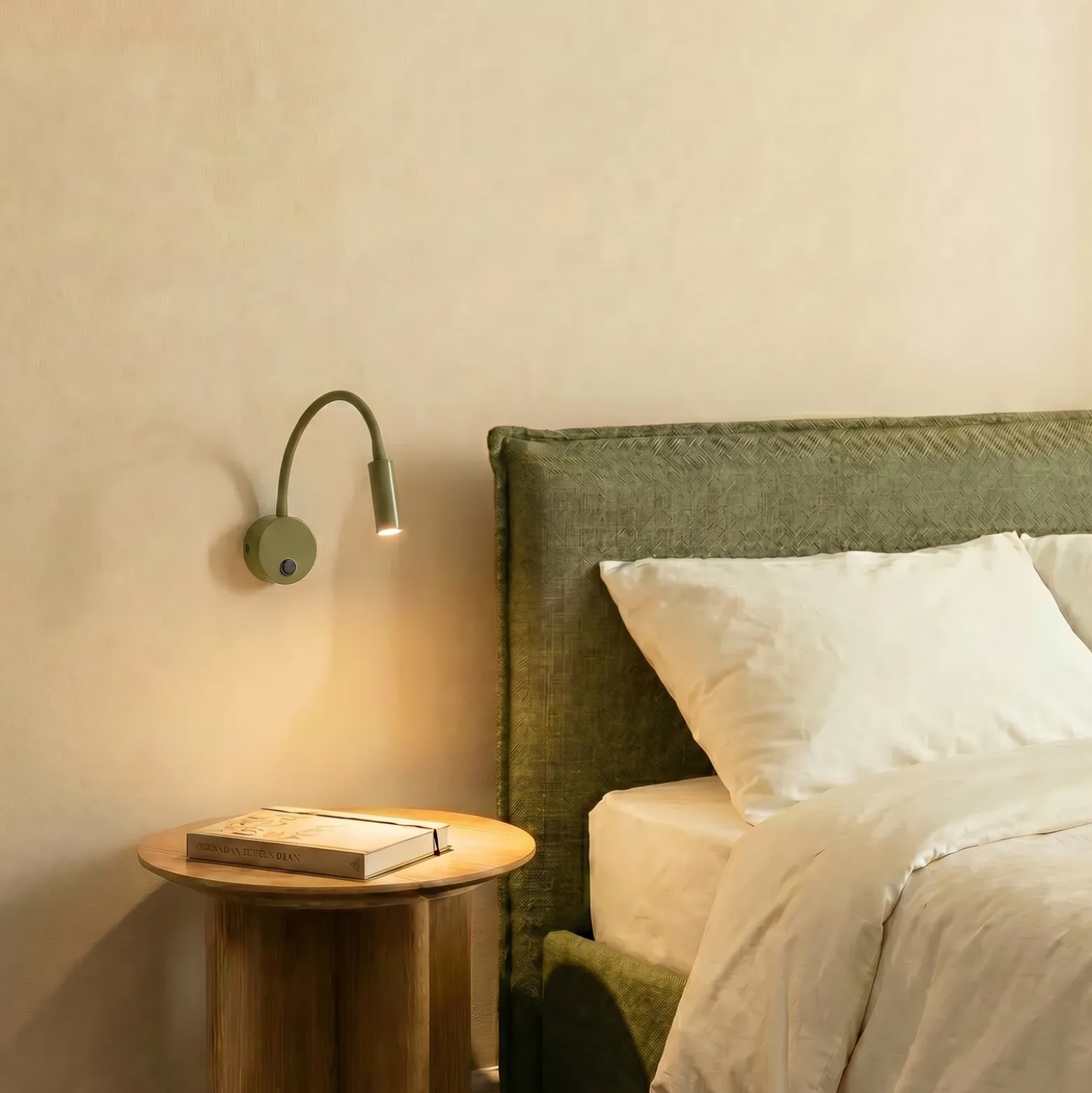 Aplique de pared Lagos, verde oliva/negro, G9, altura 45 cm, metal