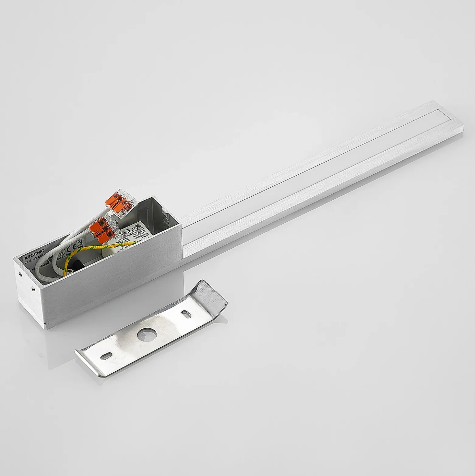 Aplique de pared LED Arcchio Ivano, altura 43 cm, aluminio cepillado