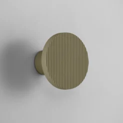 Aplique de pared LED Bover Arid A/01 oliva CCT 2200-2700 K IP44
