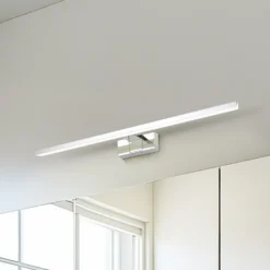 Aplique de pared LED Conettilla, color cromado, ancho 60 cm IP44 CCT