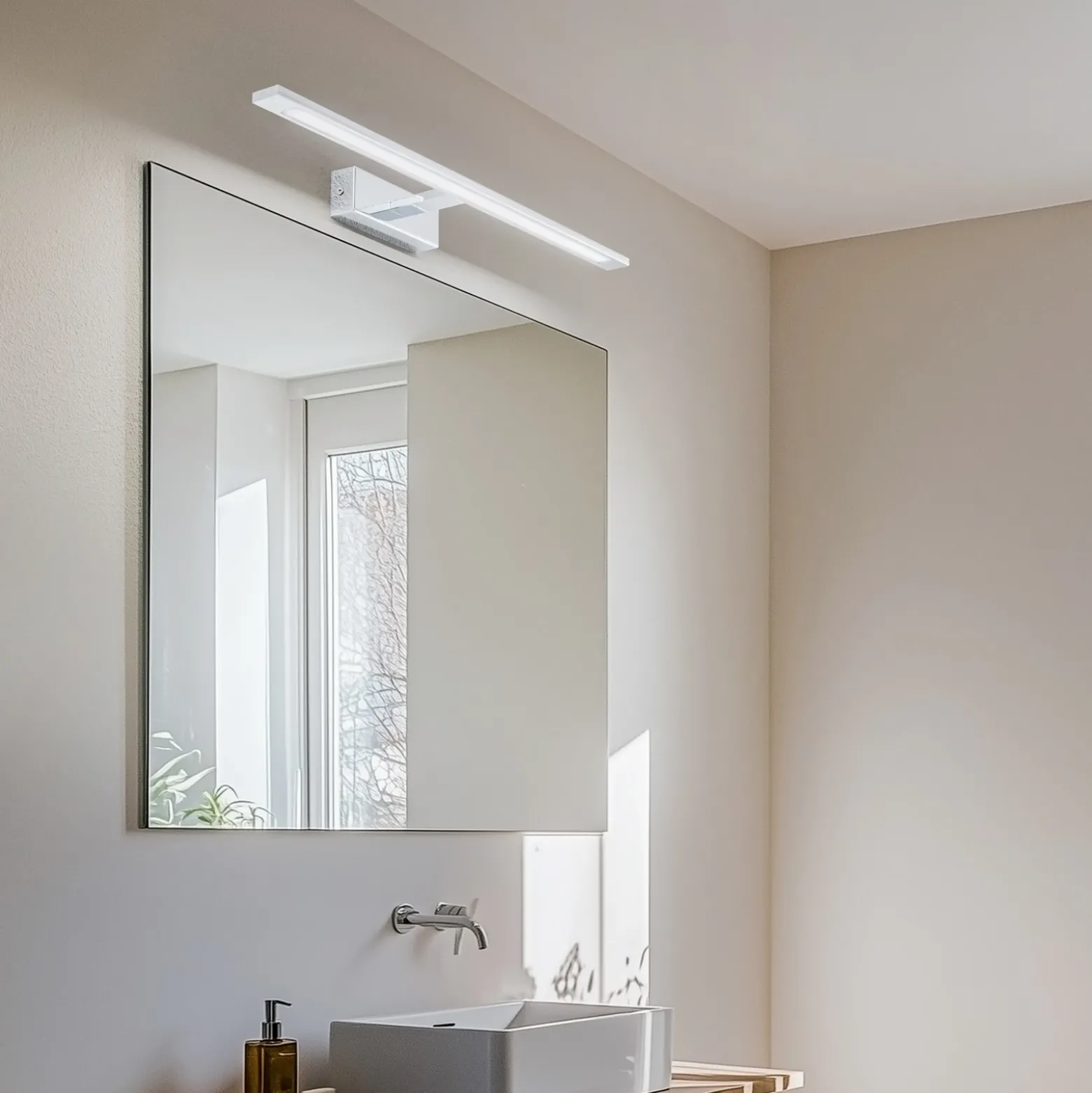Aplique de pared LED Gallery, color cromo, metal anchura 62 cm IP44
