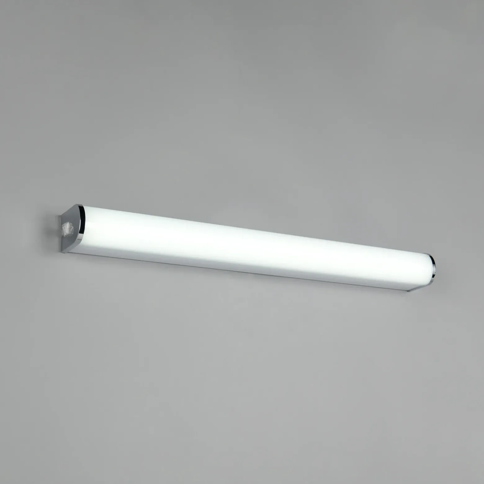 Aplique de pared LED Giacomo, 60 cm de ancho, cromado, metal, IP44
