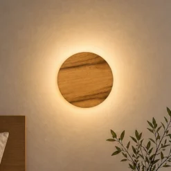 Aplique de pared LED Havana S, roble con nudos/metal, Ø 19 cm, IP44