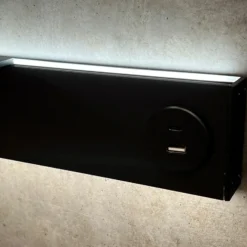 Aplique de pared LED Intero-Line, negro, 120 cm, aluminio, CCT arriba/abajo