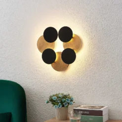 Aplique de pared LED Lindby Grazyna, 72 cm, 7 luces, regulable