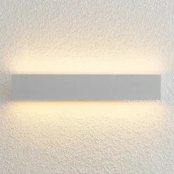 Aplique de pared LED Lindby Ignazia, 47 cm, blanco, metal, luz hacia