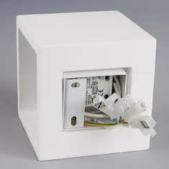 Aplique de pared LED Marita de escayola en forma de cubo