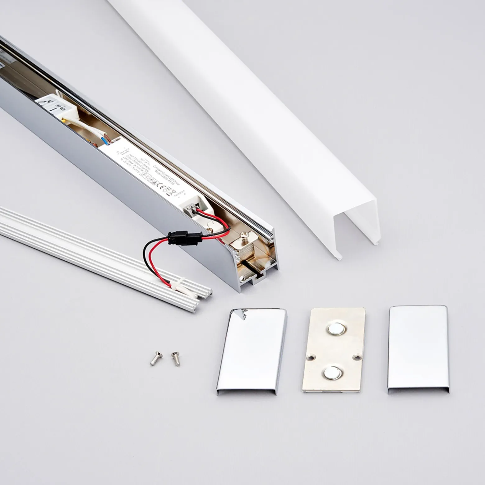 Aplique de pared LED Philippa de Lindby, angular, 59 cm, cromado, IP44