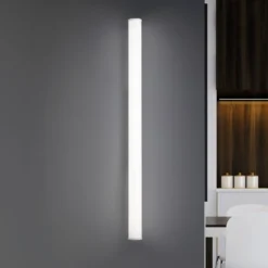 Aplique de pared LED Pirgos, 100 cm de ancho, blanco, plástico