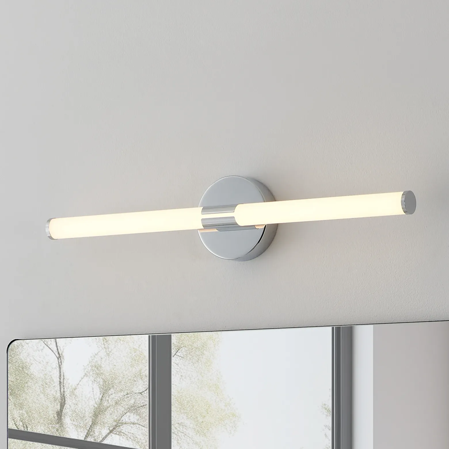 Aplique de pared LED Ramola, color cromado, ancho 60 cm, IP44, CCT