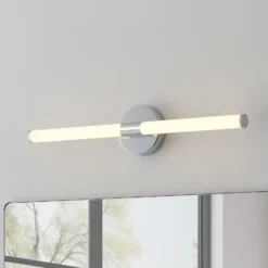 Aplique de pared LED Ramola, color cromado, ancho 60 cm, IP44, CCT