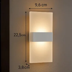 Aplique de pared LED recargable Magnetics, blanco, atenuable, 22,5 cm de