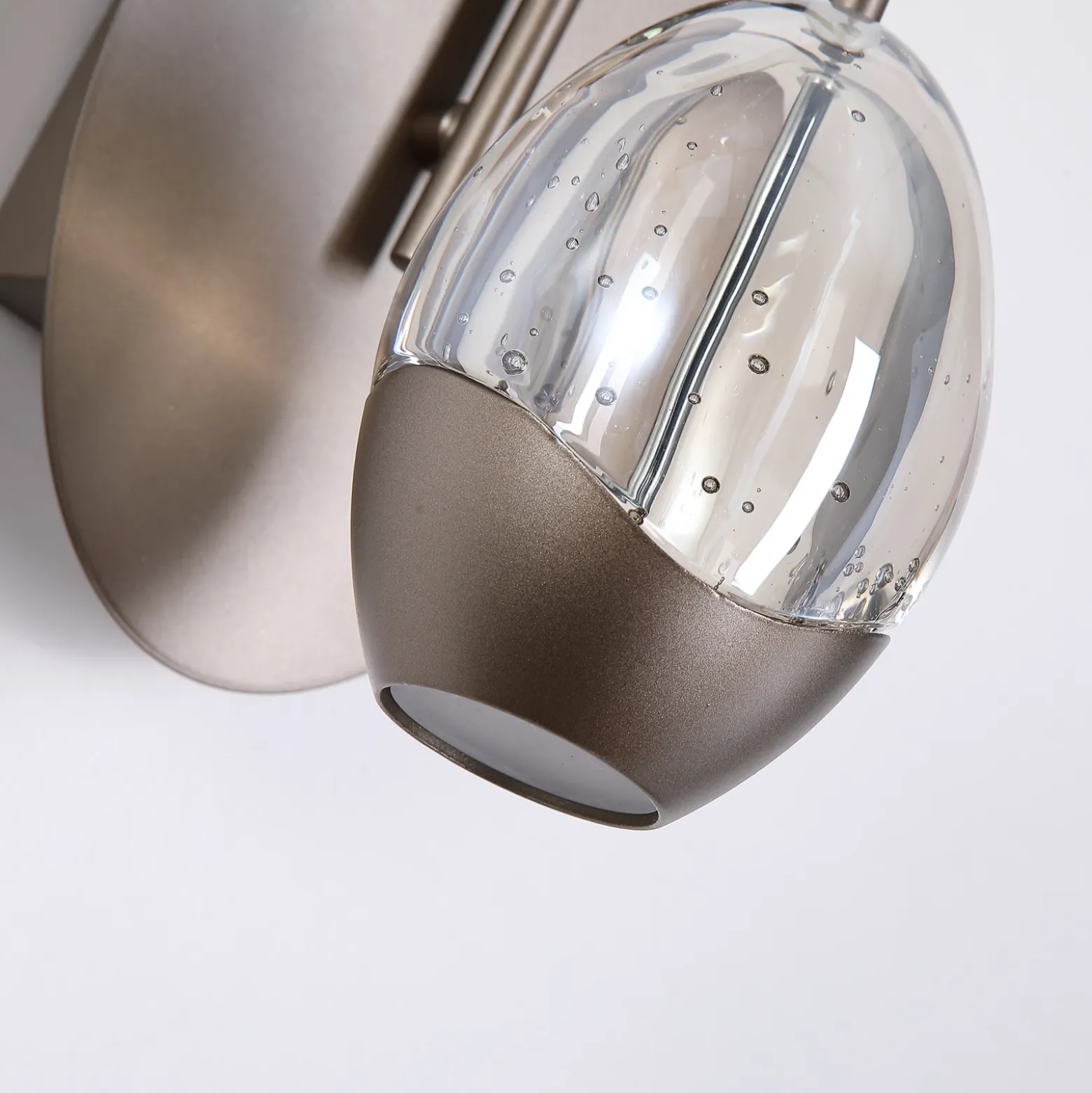 Aplique de pared LED Seeds, color crema, ancho 11 cm, vidrio/metal