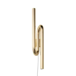 Aplique de pared LED Tobia de Foscarini con cable dorado