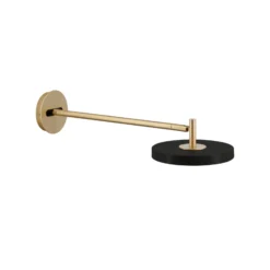 Aplique de pared LED UMAGE Asteria Long, negro/latón, con enchufe