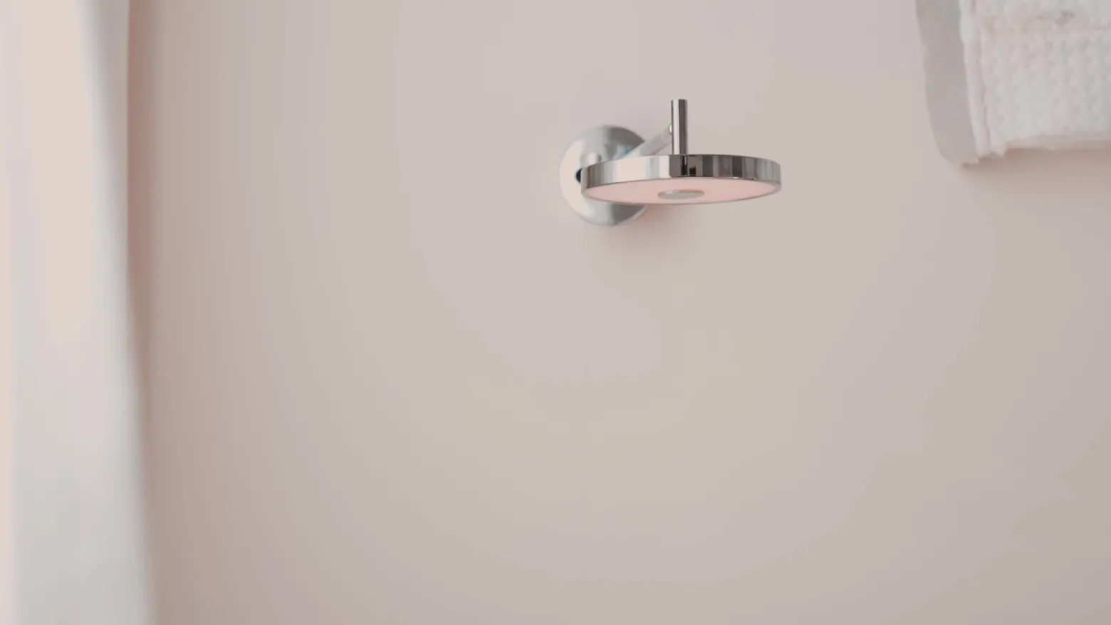 Aplique de pared LED UMAGE Asteria LONG HW, latón pulido, 45 cm