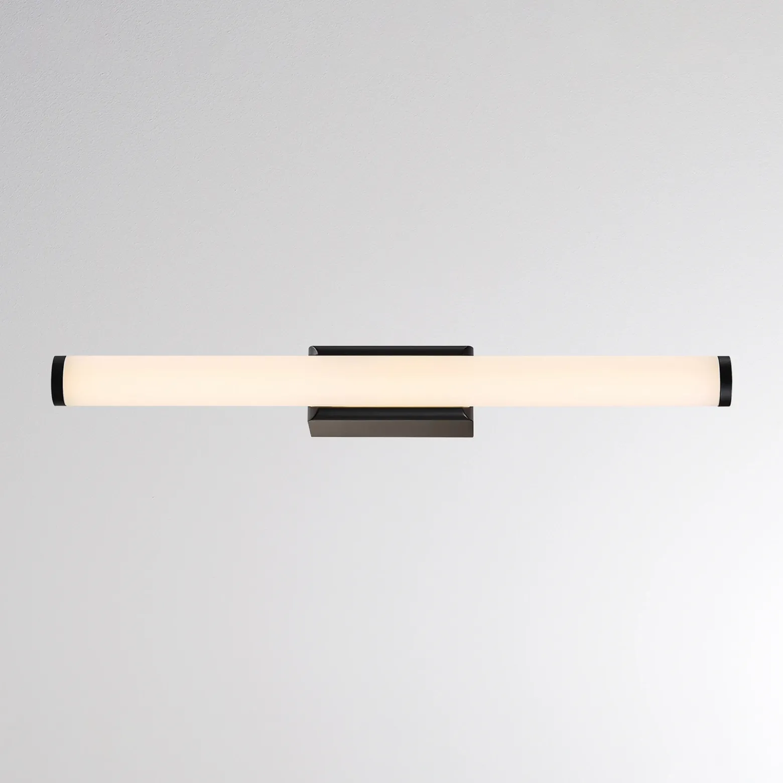 Aplique de pared LED VINA S, negro, ancho 40 cm, IP44, CCT