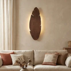 Aplique de pared Lehti de Envostar, forma de hoja, nogal, 69 x 24 cm
