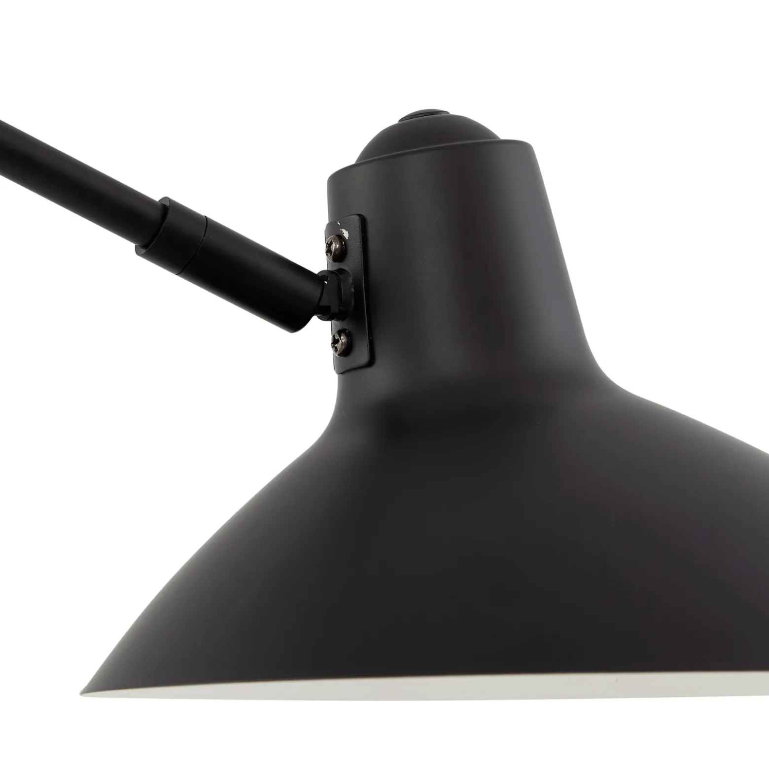Aplique de pared Lindby Adrik, negro, metal, con enchufe