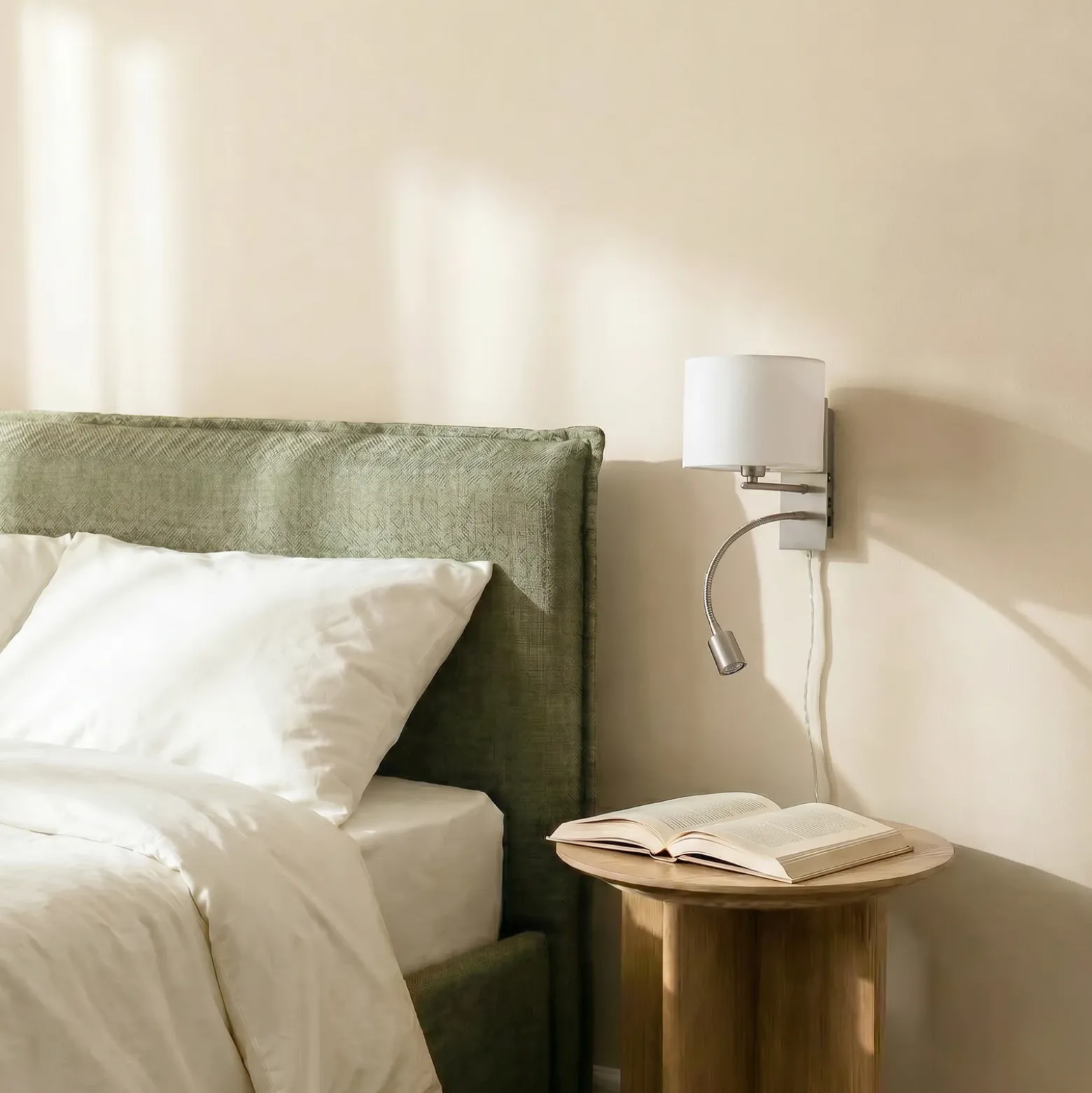 Aplique de pared Lindby Florens, níquel, lámpara de lectura LED, 23,5 cm
