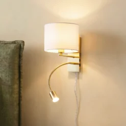 Aplique de pared Lindby Florens, latón, lámpara de lectura LED, 23,5 cm